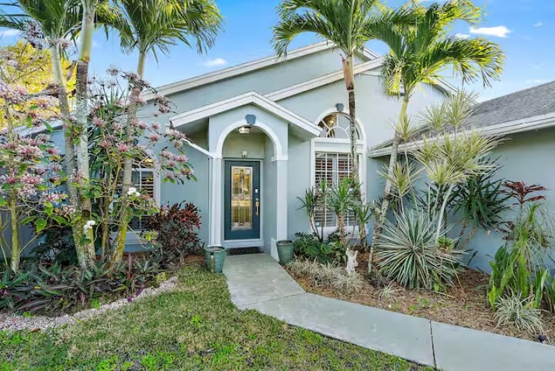 newly renovated Airbnb stays in Jupiter