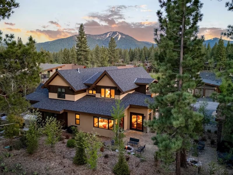 Airbnb Stays in Lake Tahoe