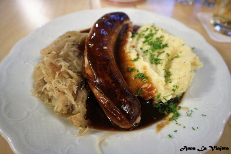 Thuringer bratwurst