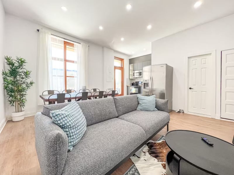 airbnb stays in Montreal