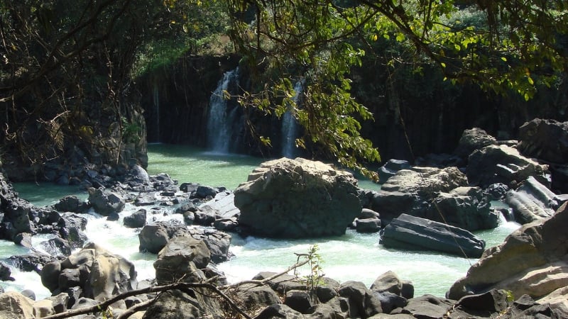 gia long waterfall in vietnam