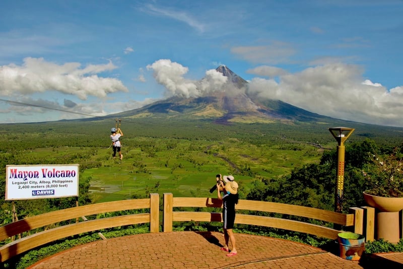 tourist attractions in albay