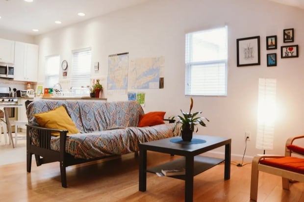 Bright and airy Airbnb in Ditmas park