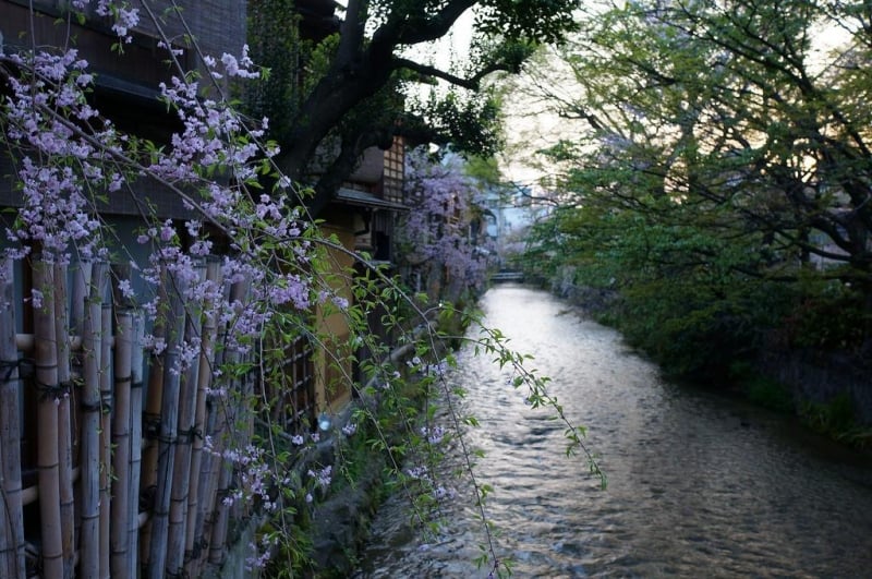 cầu Gion Tatsumi 