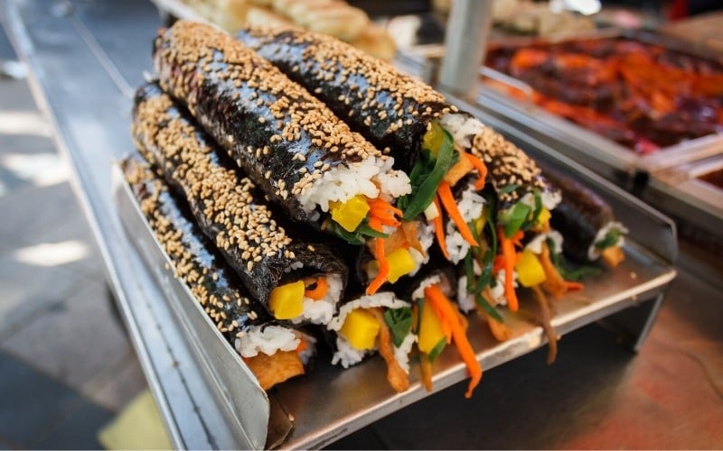 Seoul Street Food: Kimbap