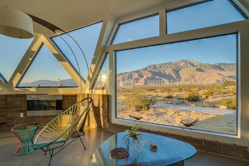 8 Best Airbnb Rentals in Palm Springs, California 