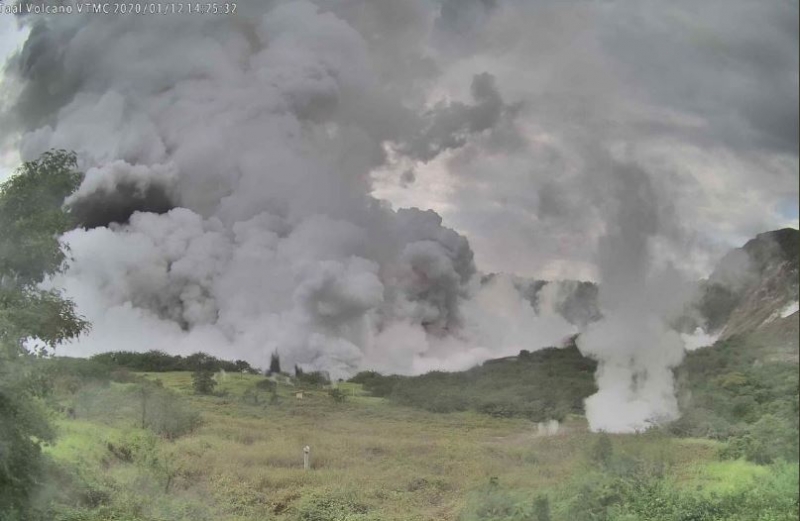 taal volcano eruption 