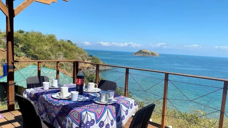 View deck of a Pangasinan private cottage