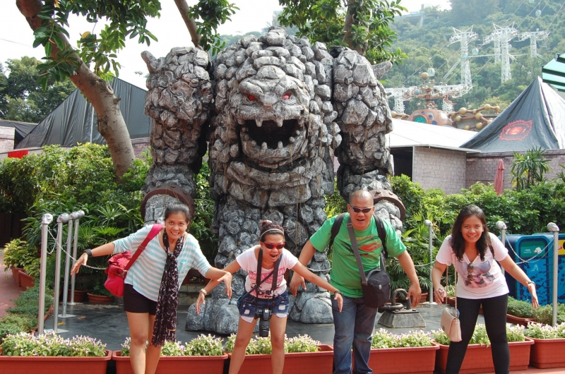 travelling siblings barkada