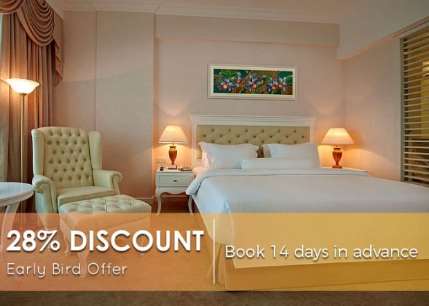 Early Bird 14 Days - Breakfast Included with Up to 28% Savings in The Royale Chulan Damansara
