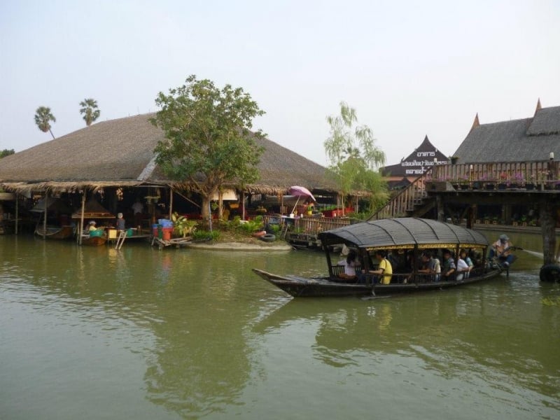 floating market thailand