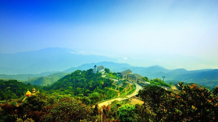 hiking in vietnam