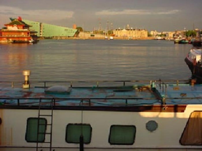 beagle houseboat