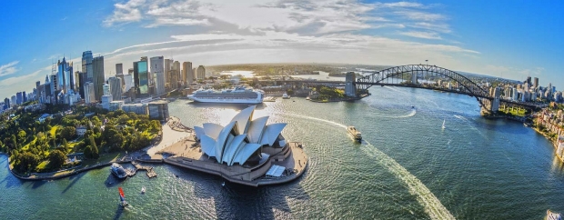 Fly Down Under with Qantas Airways from SGD589