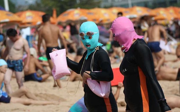 Face-kini