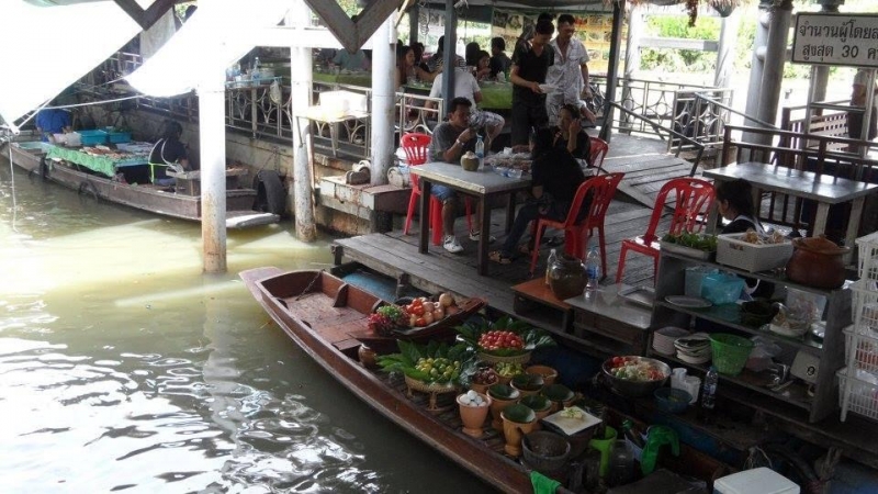 floating market thailand