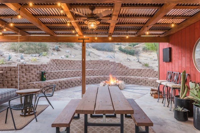 8 Best Airbnb Rentals in Palm Springs, California