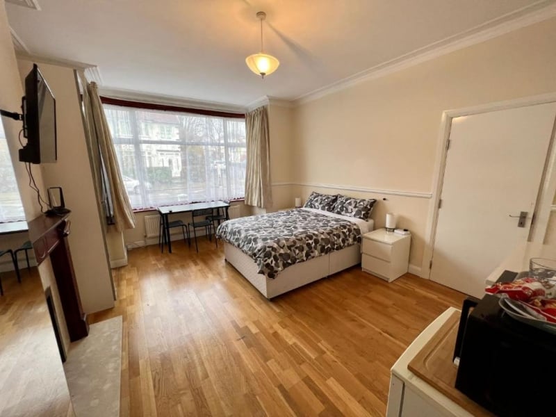 holiday rentals in london
