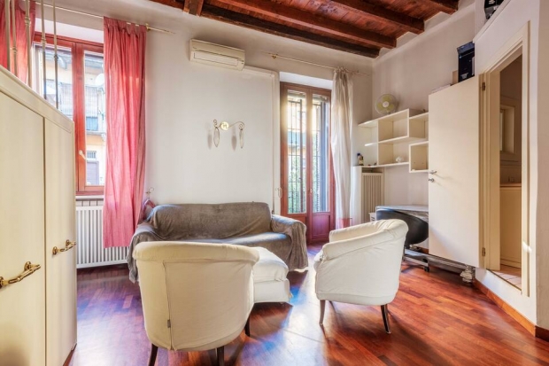 Quaint Studio in Navigli District - Airbnbs in Milan City Centre