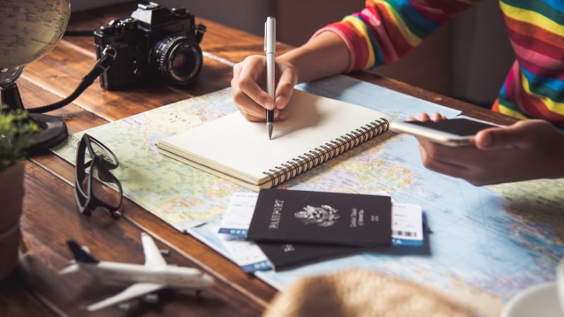 solo travel tips