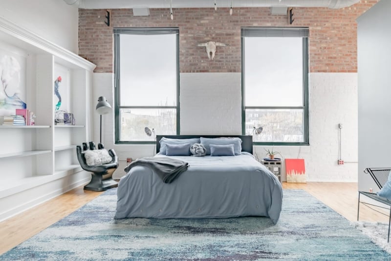 loft airbnb chicago