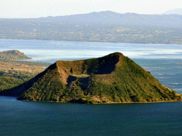 taal volcano