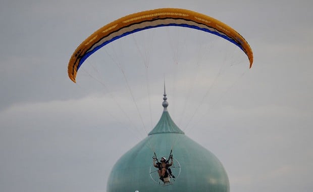 parasailing malaysia