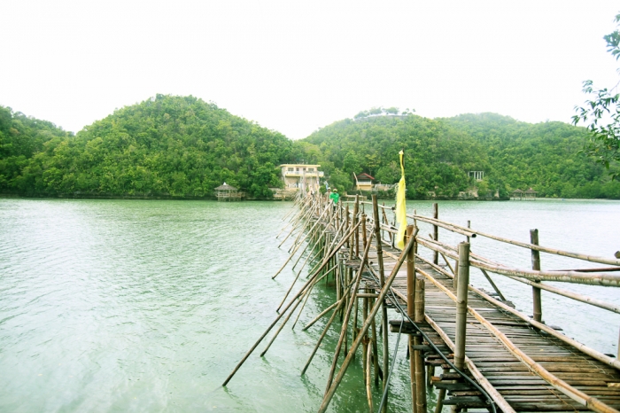 tinagong dagat negros occidental