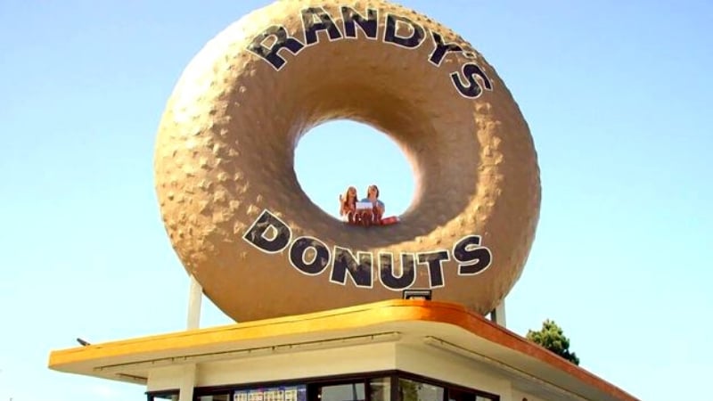 randy's donuts metro manila