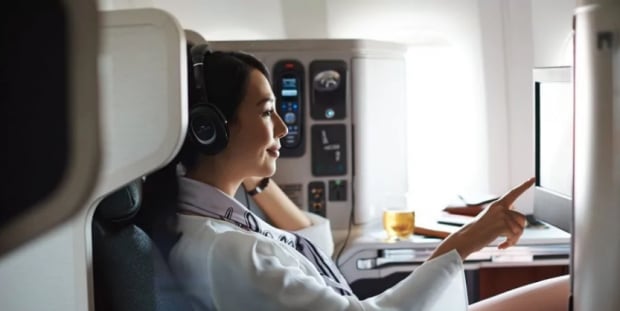 Special Business Class Fares from SGD$598 all-in with Cathay Pacific