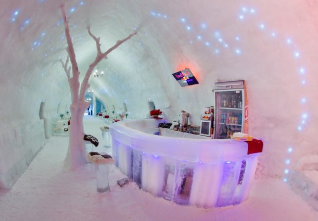 hotel of ice