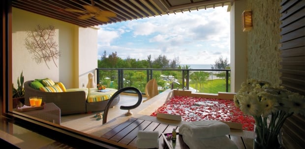 20% off Ocean Wing Room Best Available Rate at Shangri-La's Rasa Ria Resort & Spa, Kota Kinabalu with Standard Chartered