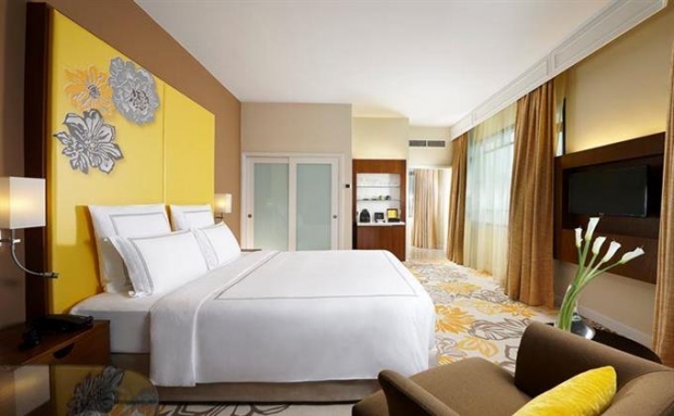 The Swiss Executive Experience in Swissotel Merchant Court with 20% Savings
