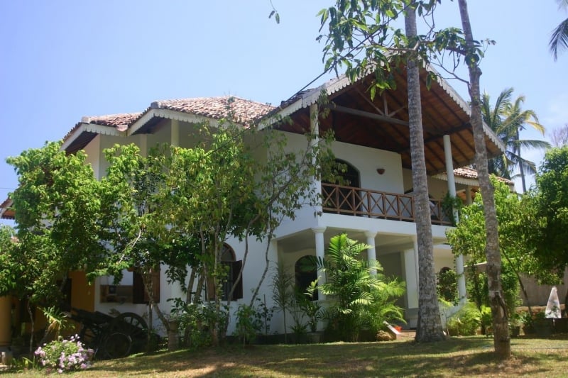 airbnbs in sri lanka