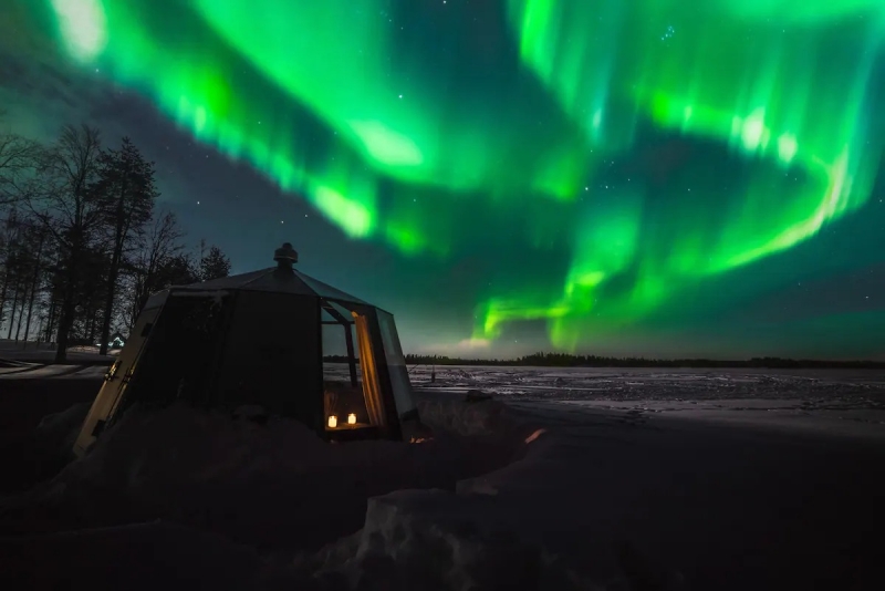 Airbnbs in Rovaniemi with northern lights 