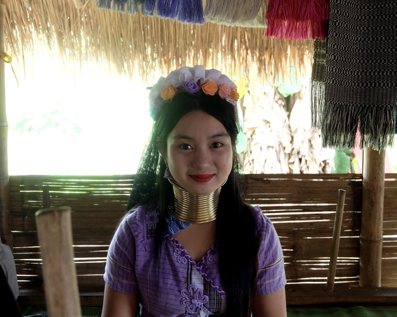The Real Life Under 25 Neck Rings: Karen Long Neck Tribe Thailand