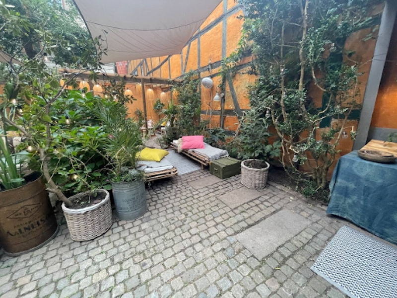 airbnbs in copenhagen with balcony