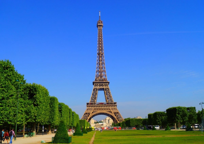 Eiffel Tower ticket price increase