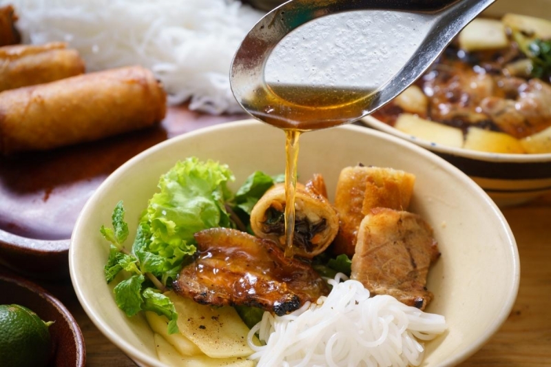 Bún chả (Vietnamese meatballs) vietnamese noodle