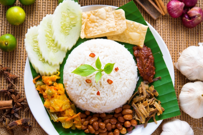 breakfast around the world: nasi lemak