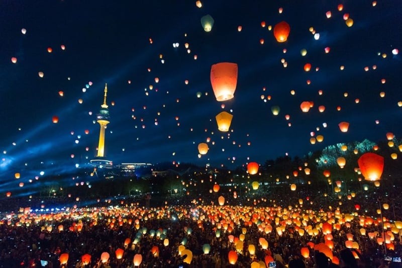 asia lantern festivals dalgubeol korea