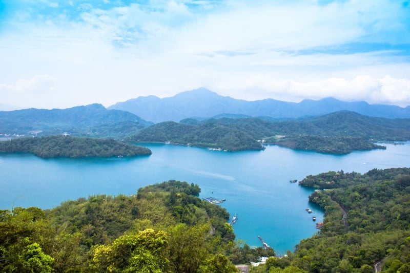 sun moon lake